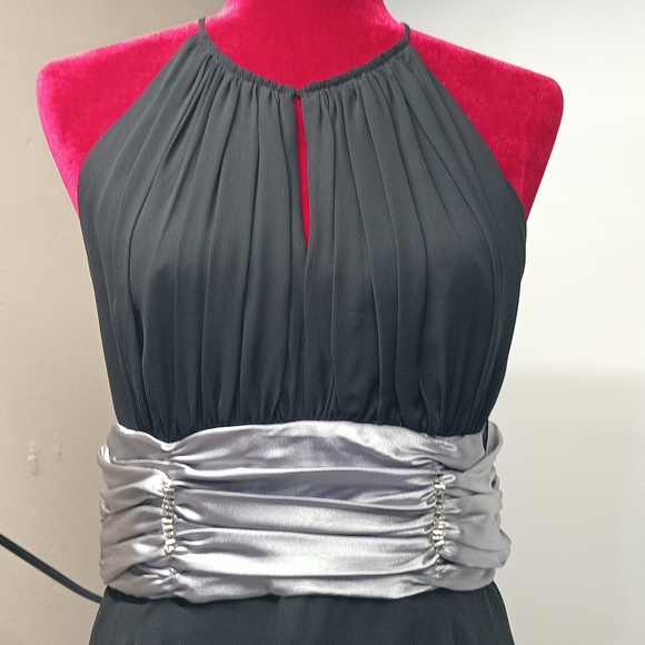 Dress Barn Dresses & Skirts - Dress Barn collection Black & silver Halter neck fit & flare crepe scuba dress